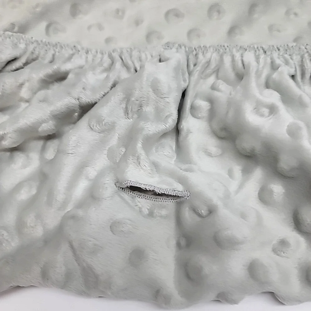Changing‎ Pad Cover Gray Dot Minky 16